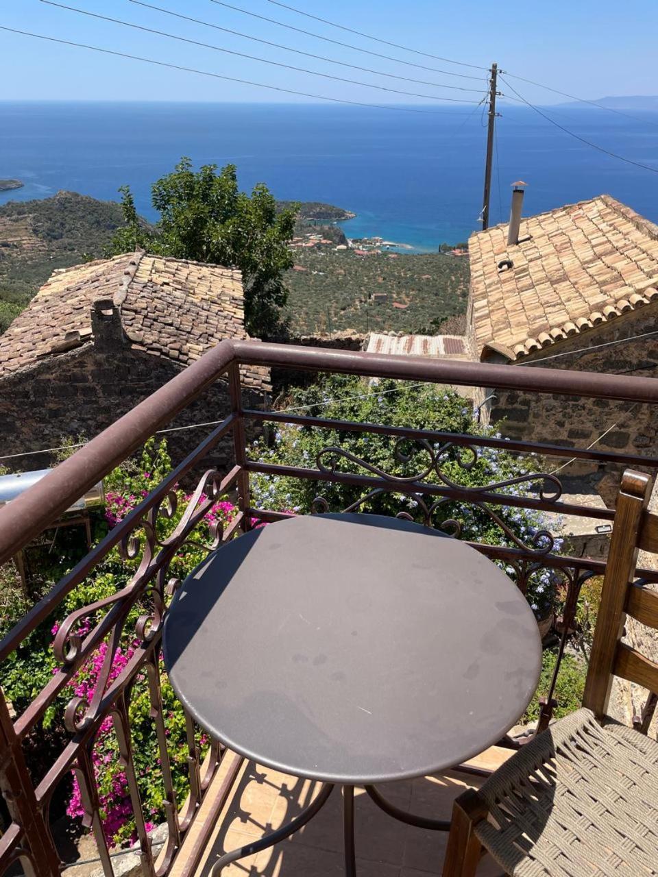 Villa Pyrgos Fassea Kardamyli Extérieur photo