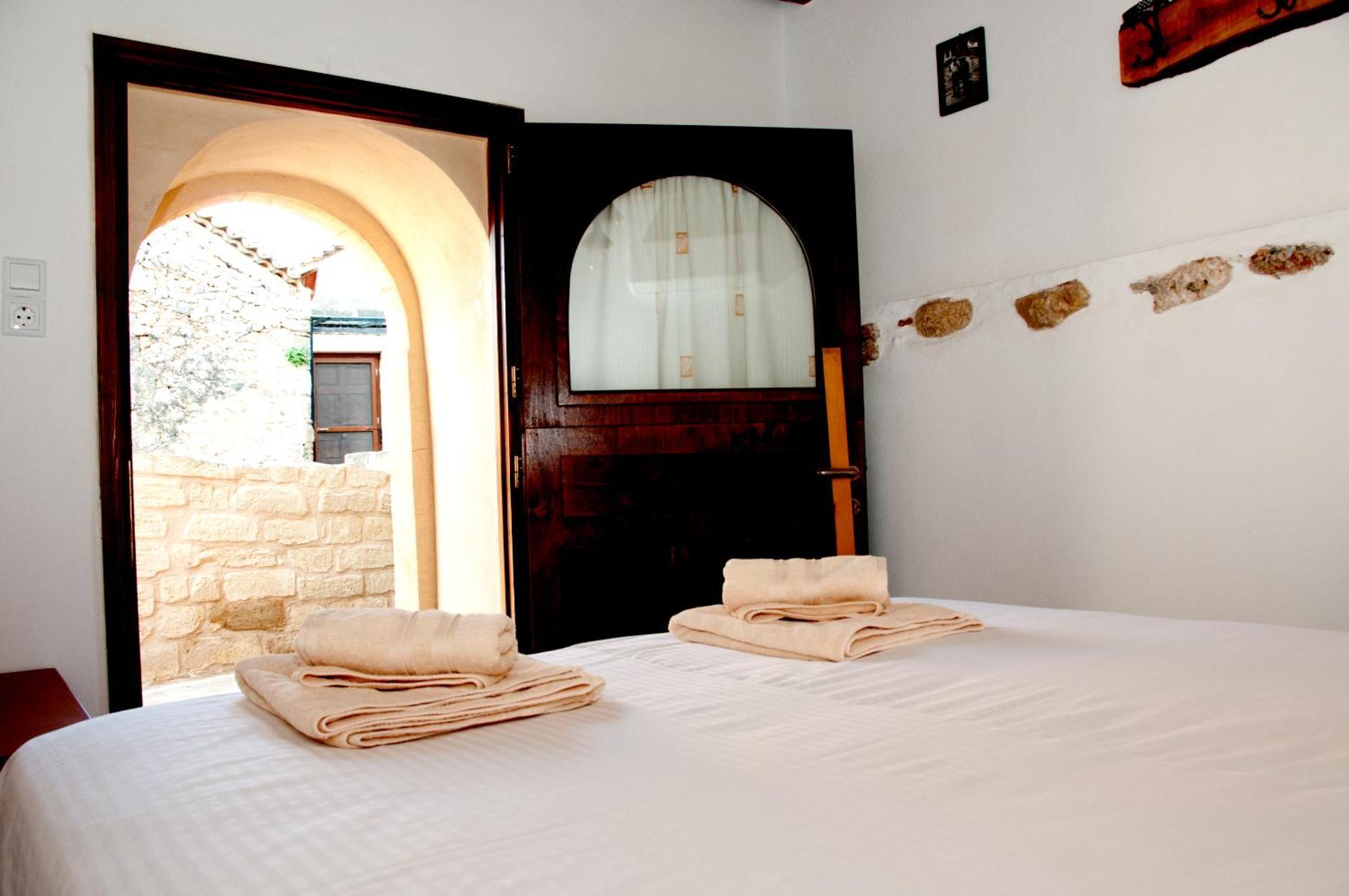 Villa Pyrgos Fassea Kardamyli Extérieur photo